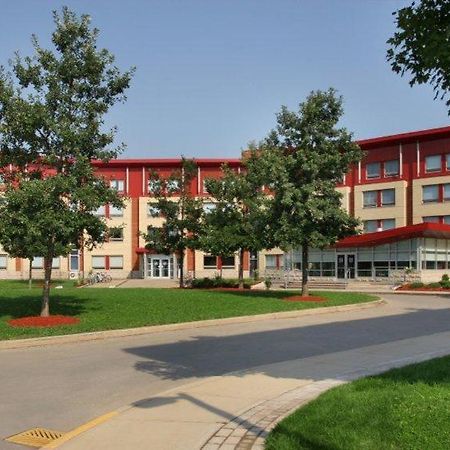 Residence&Conference Centre - Oakville Extérieur photo